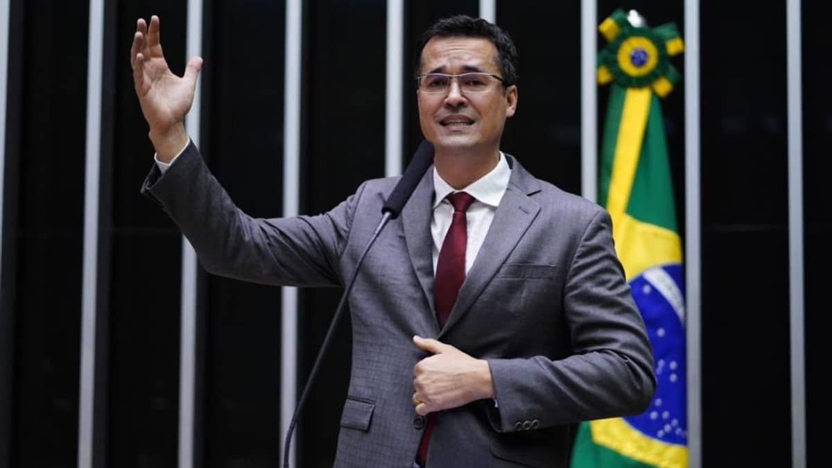 TSE cassa mandato de Deltan Dallagnol por unanimidade