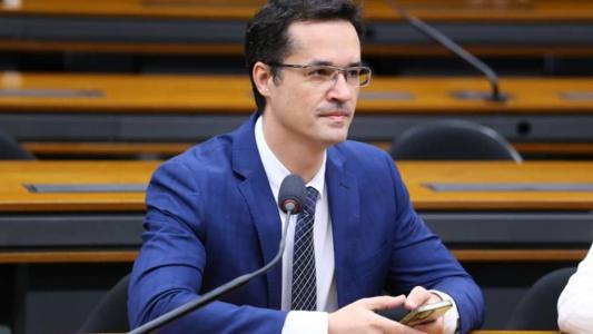 Deltan Dallagnol vai apresentar defesa sobre cassação à Câmara dos Deputados