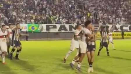 Democrata e Anápolis empataram sem gols pela Série D, em Governador Valadares