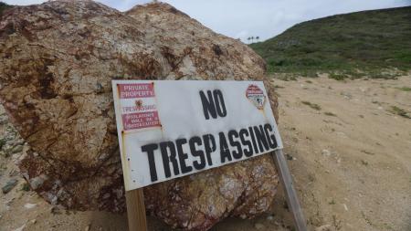 Imagens mostram refúgio caribenho de Jeffrey Epstein, onde ele teria obrigado menores de idade a se prostituir