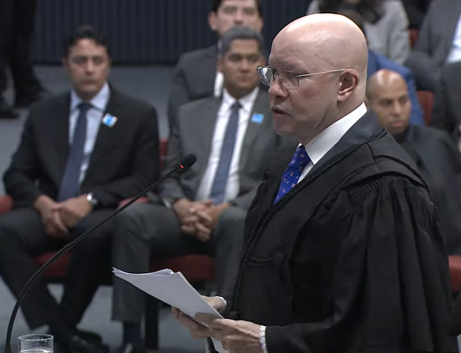 Julgamento no STF: Garnier não tinha o poder de colocar tropas da Marinha nas ruas, diz advogado