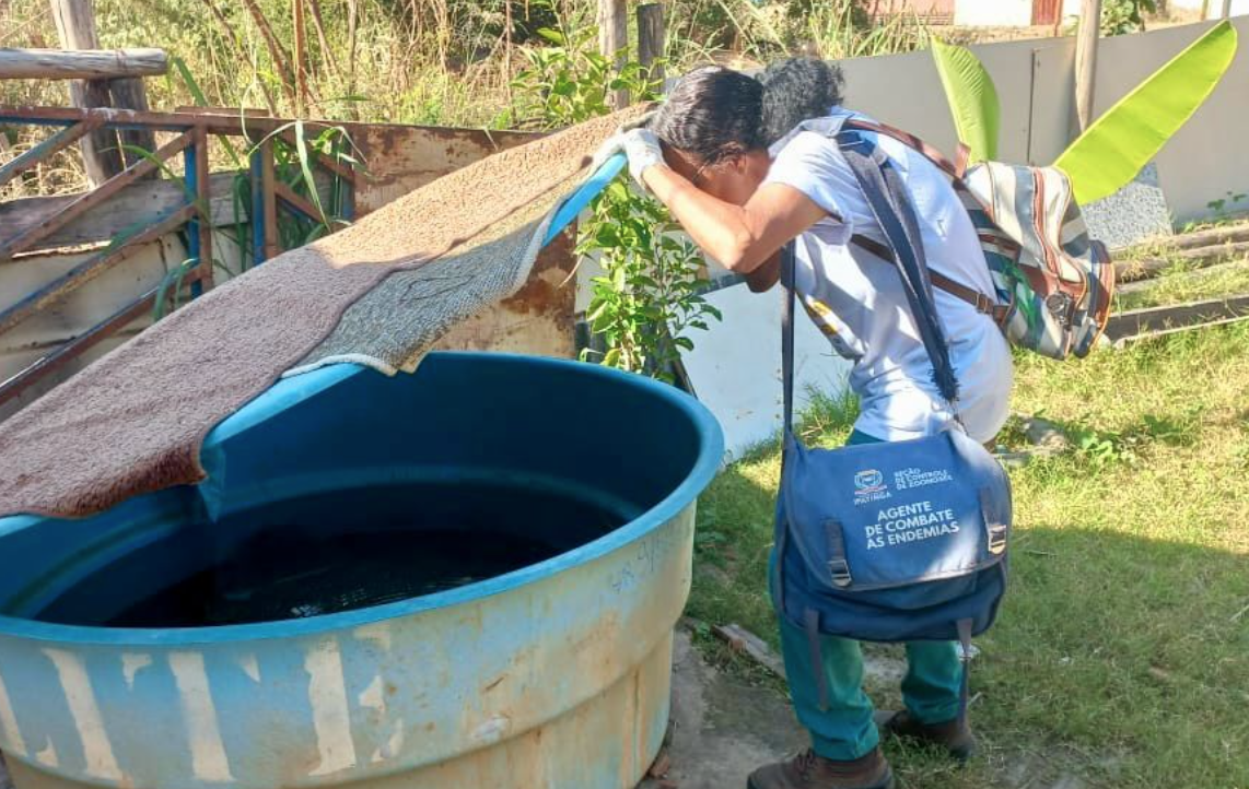 Agentes de endemia vistoriam imóveis em nove bairros em Juiz de Fora