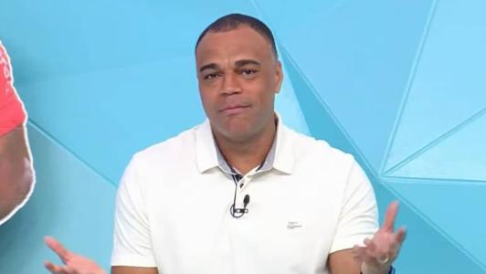 Denilson durante participação no Jogo Abeto desta segunda-feira