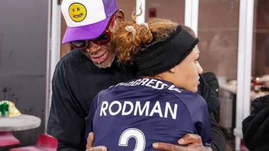 Dennis Rodman é pai de Trinity Rodman, dos Estados Unidos