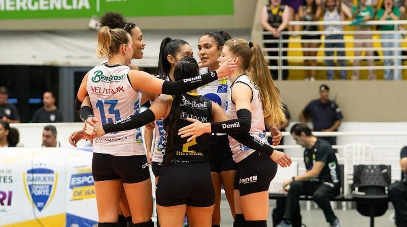 Praia Clube domina São Caetano e vence mais uma partida na Superliga Feminina