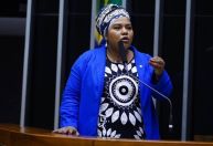 Dandara cita Eduardo Bolsonaro em pedido ao STF contra evasão eleitoral