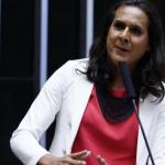 Petistas questionam aliança com Duda e deputada rebate: 'Não faz sentido me reduzir a minha identidade de gênero'