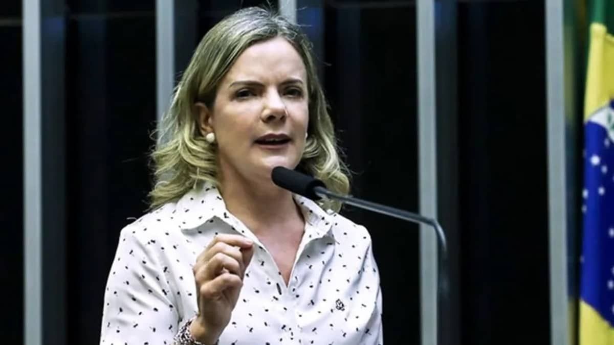 Candidatura de Rogério Correia em BH é 'prioridade' para o PT, diz Gleisi Hoffmann