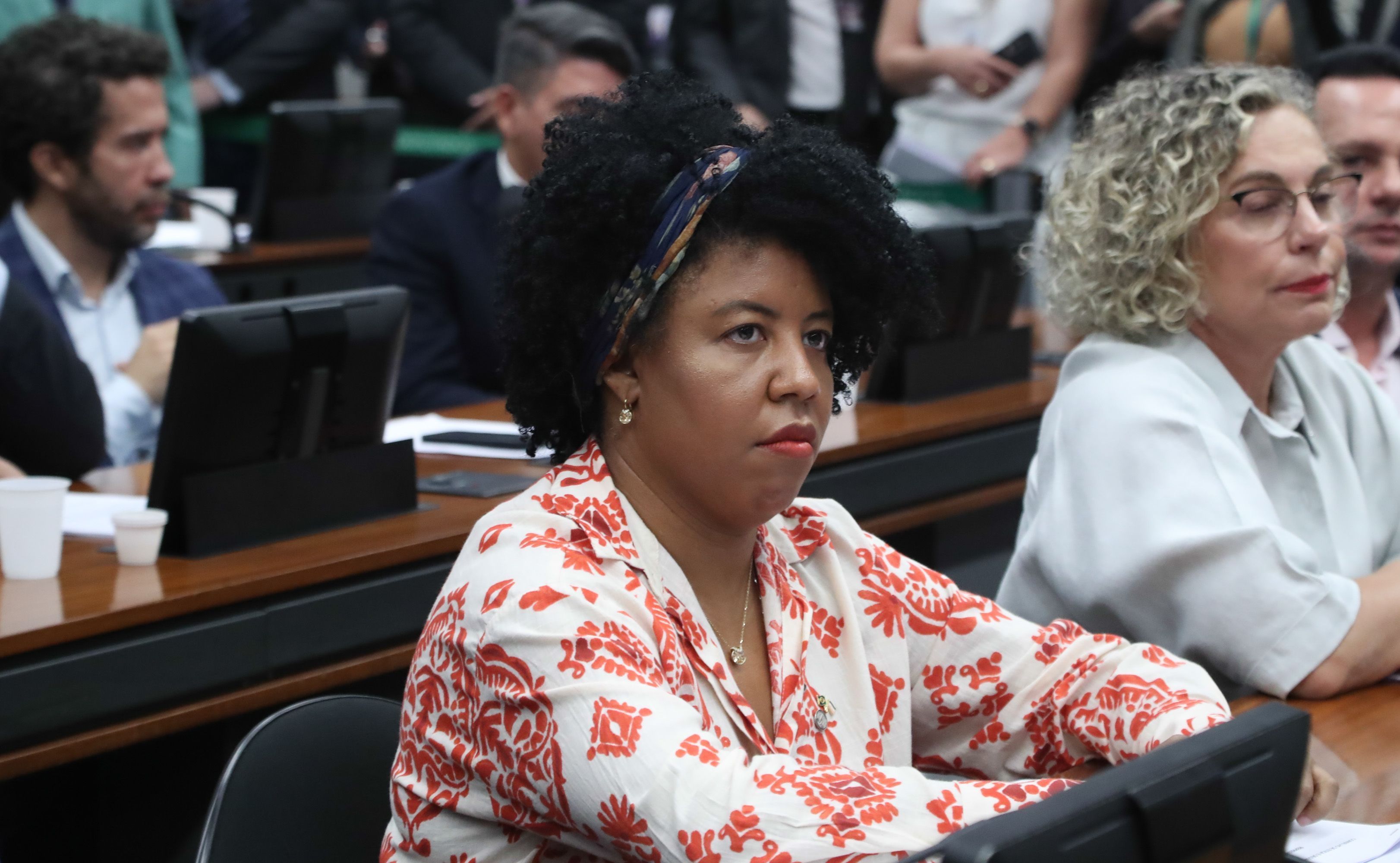 Conselho de Ética: relatora vota a favor de representação contra Chiquinho Brazão, acusado da morte de Marielle