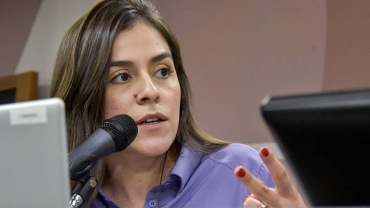 Deputada Lohanna França registrou boletim de ocorrência após ter sido ameaçada de morte e 'estupro corretivo'