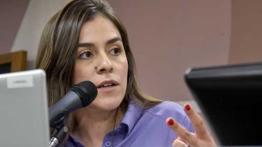 Deputada Lohanna França registrou boletim de ocorrência após ter sido ameaçada de morte e 'estupro corretivo'