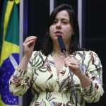 Sâmia Bomfim recorre ao MP contra prefeito de São Paulo por participação em ato pró-Bolsonaro