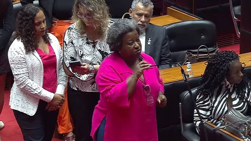 Parlamentares se solidarizam com colegas que foram alvo de ameaças na ALMG
