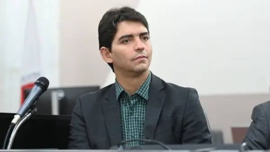 Soares explica que o reajuste da educação a adesão ao PAF são "projetos casados"