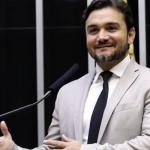 Sabino aceita convite de Lula para o ministério do Turismo, e Daniela Carneiro cai após negociações