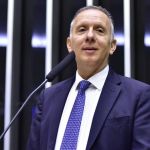 Relator admite possibilidade de fatiar reforma tributária na Câmara, e Lira ainda definirá calendário