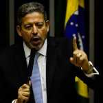 De olho na reeleição na Câmara, Arthur Lira duplica auxílio-moradia para deputados