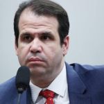 Pai de Neymar e Jair Renan Bolsonaro estão na mira de CPI, e deputados podem quebrar sigilo dos donos da 123 Milhas