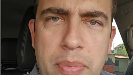 Deputado Cristiano Caporezzo postou um vídeo em suas redes dizendo que seu escritório foi invadido