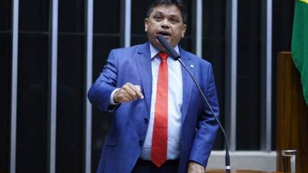 Deputado demite apoiador do Hamas que encontrou ministro Alexandre Padilha