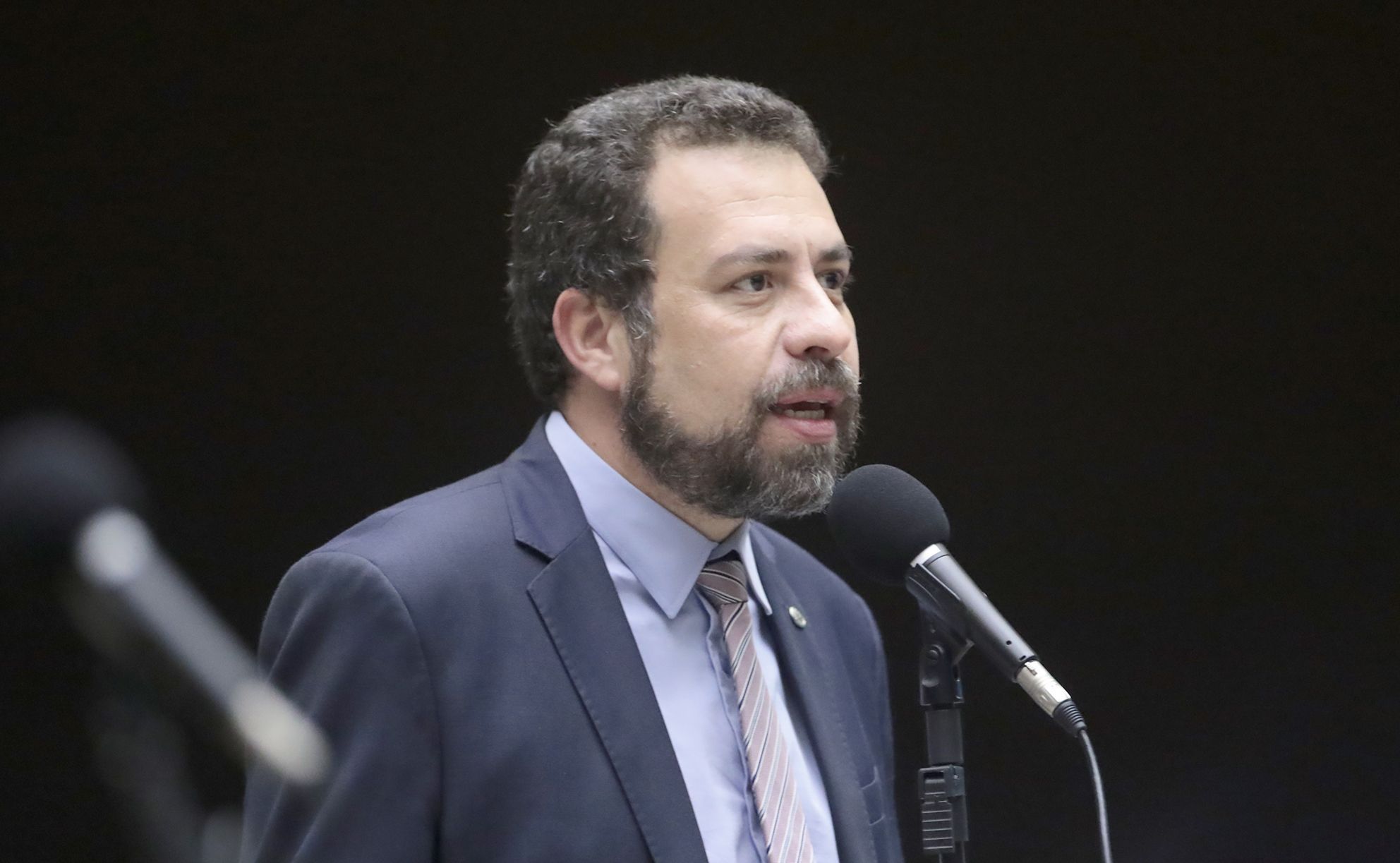 Justiça manda PF investigar vaquinha falsa em nome de Guilherme Boulos