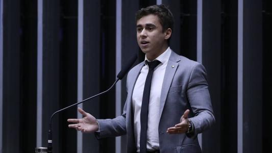 Deputado federal Nikolas Ferreira (PL-MG) criticou a reforma tributária, que deve ser votada até sexta-feira (7) na Câmara dos Deputados