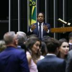 PL das Fake News: relator retira do projeto a criação de autarquia para fiscalizar os conteúdos