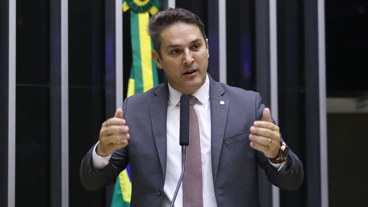CPI do MST: bancada ruralista reúne assinaturas e protocola pedido de investigação
