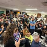 Deputados se retiram de audiência com presidente da Funed; entenda motivo do protesto