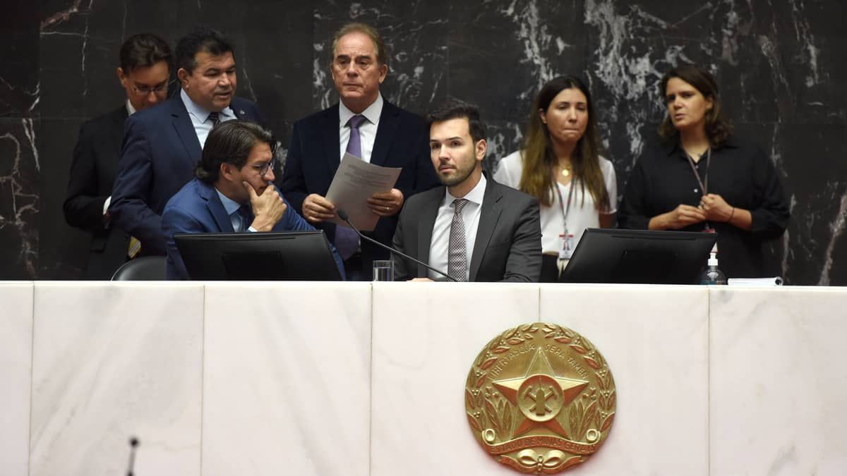 Assembleia de MG aprova em 1º turno projeto que cria novas regras para vistoria veicular  