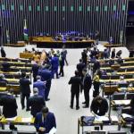 Deputados da base governista assinam pedido para criação de CPI contra o STF