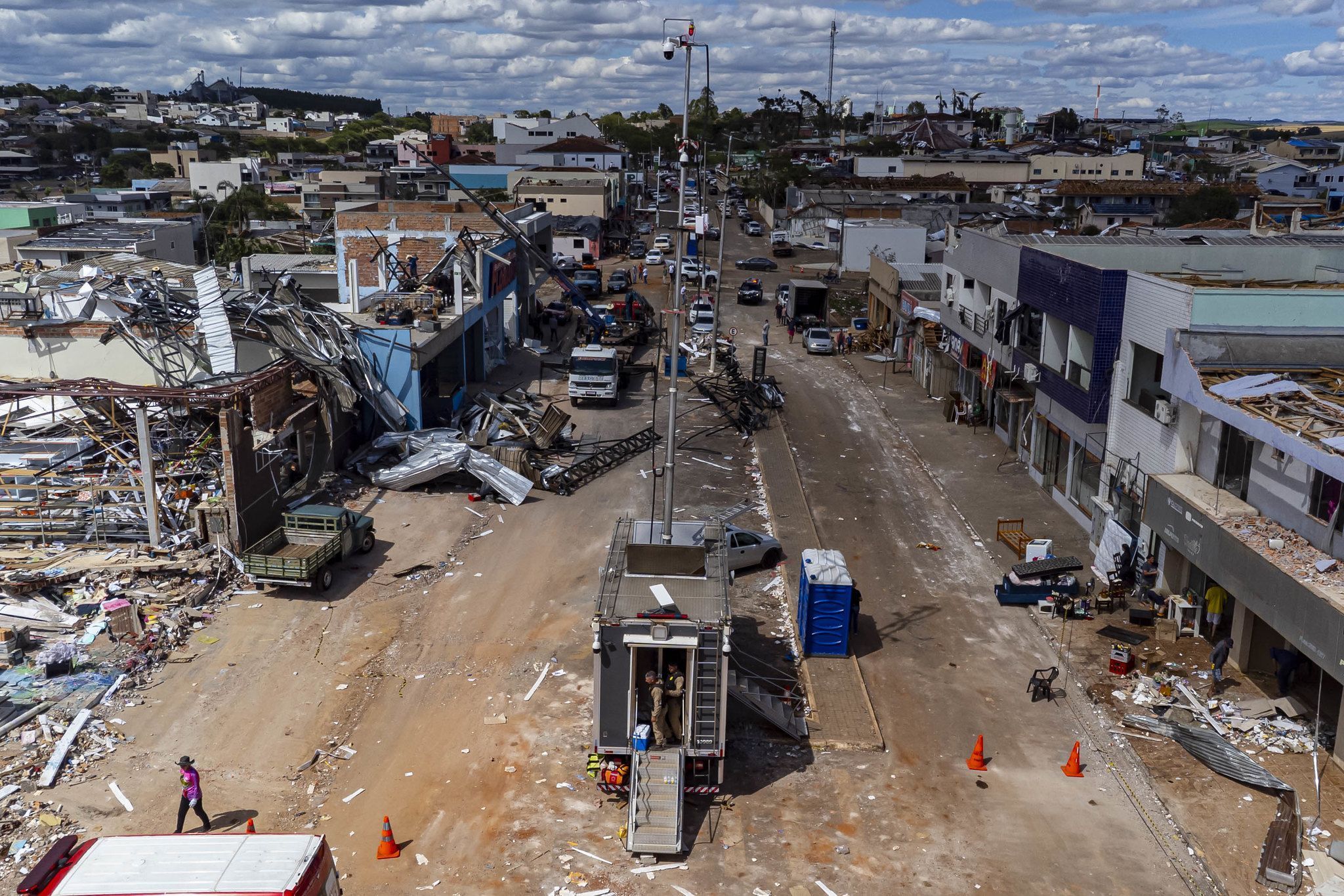 Tornado no Paraná: DER investe R$ 5,5 milhões em manutenção de rodovias atingidas