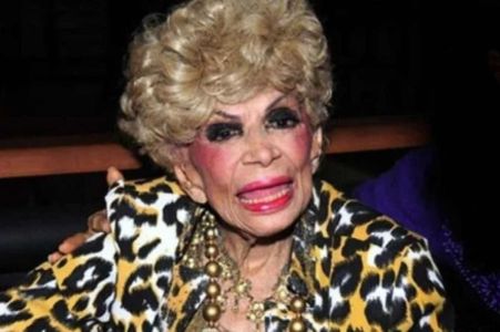 Dercy Gonçalves morreu aos 101 anos