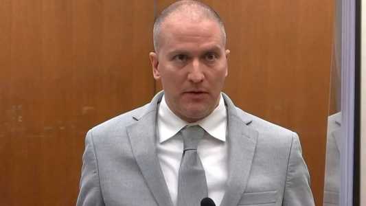 Mesmo que ganhe o julgamento de apelação, Derek Chauvin seguiria preso, porque se declarou culpado de "violações dos direitos civis" de George Floyd