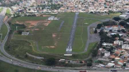 Desativação do Aeroporto Carlos Prates já passou por três adiamentos e se tornou impasse político
