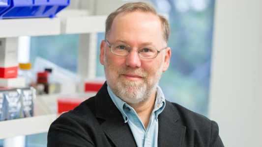 Ramsdell ficou sabendo do Nobel de Medicina mais de 12 horas após o anúncio, enquanto estava de férias nas Montanhas Rochosas e ‘desconectado’