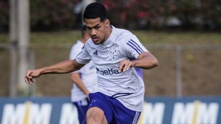 Desfalque nos últimos cinco jogos, Oliveira se recuperou de lesão no tornozelo