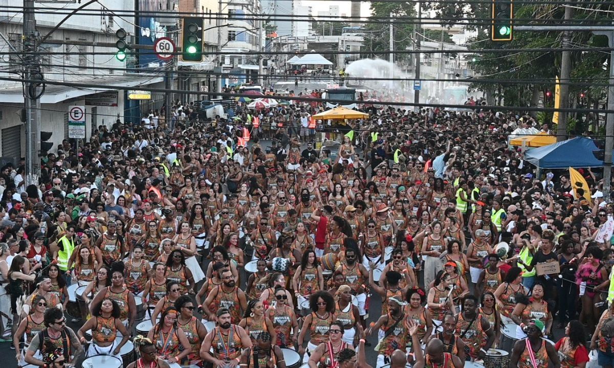 Carnaval 2026: Funalfa abre edital para repasse de verbas às escolas de samba
