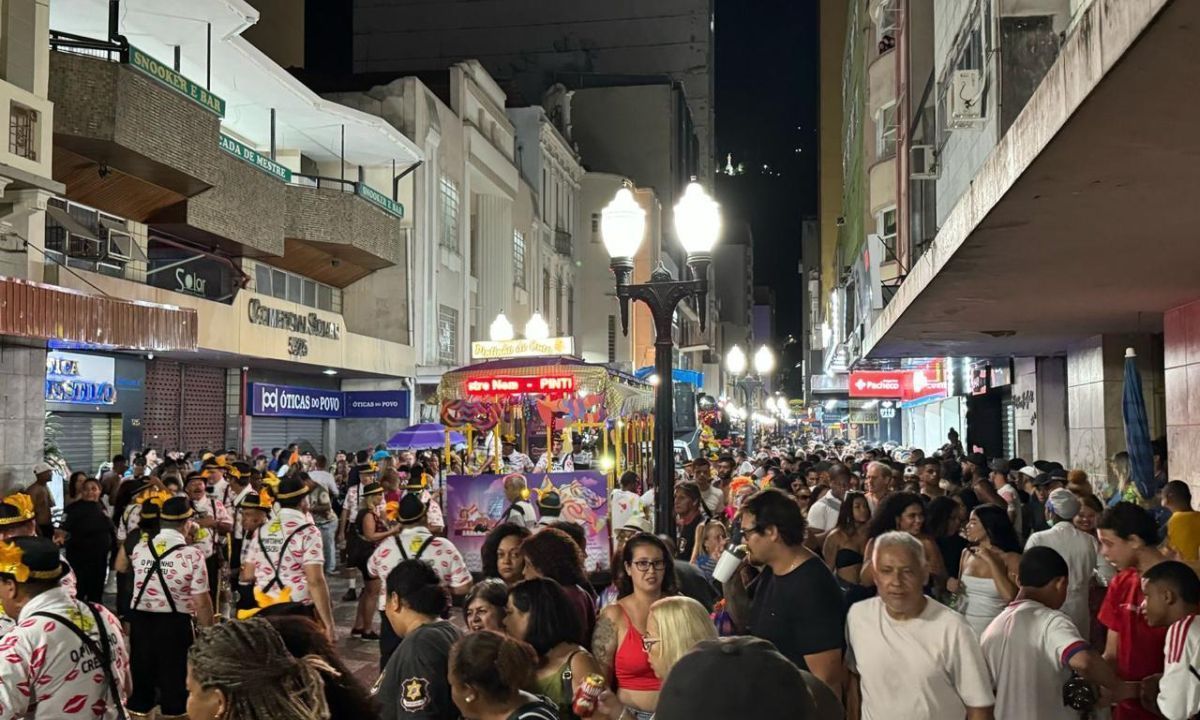 Carnaval 2025: 50 anos do Calçadão são comemorados pelo Pintinho de Ouro