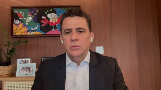 Desgaste de Bolsonaro mina capital político de Michelle, diz analista à CNN