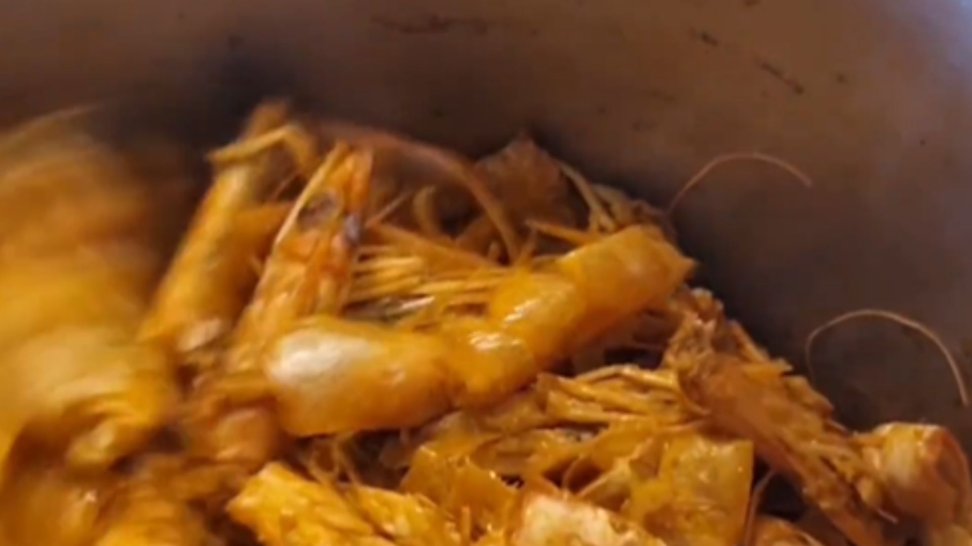 Receita de caldo de camarão do Chef mineiro Mário Santiago Israel