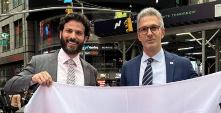 Marcelo Aro ao lado do governador Romeu Zema