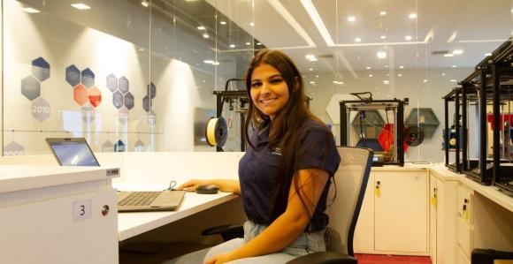 Yasmin Pereira participou da turma do Programa de Aprendizes 2022/2023 da RHI Magnesita