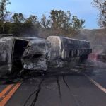 Bombeiros controlam incêndio em carreta na BR-040; pista segue interditada