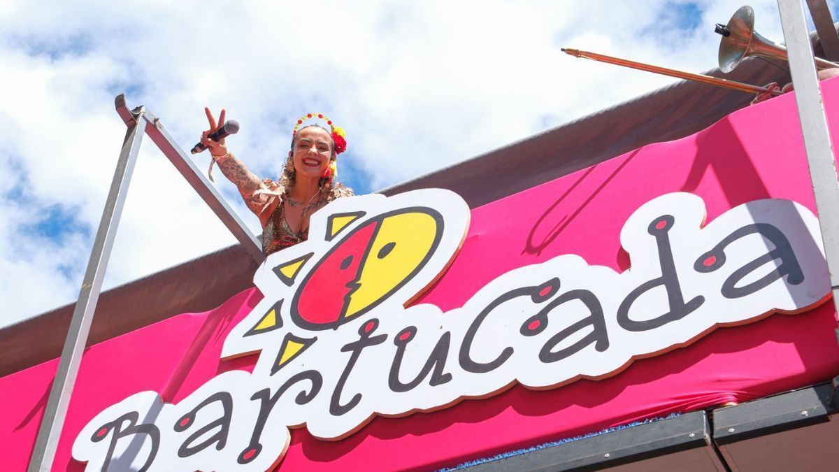 Veja fotos do 'Bartucada' no Carnaval de BH nesta terça-feira (4)