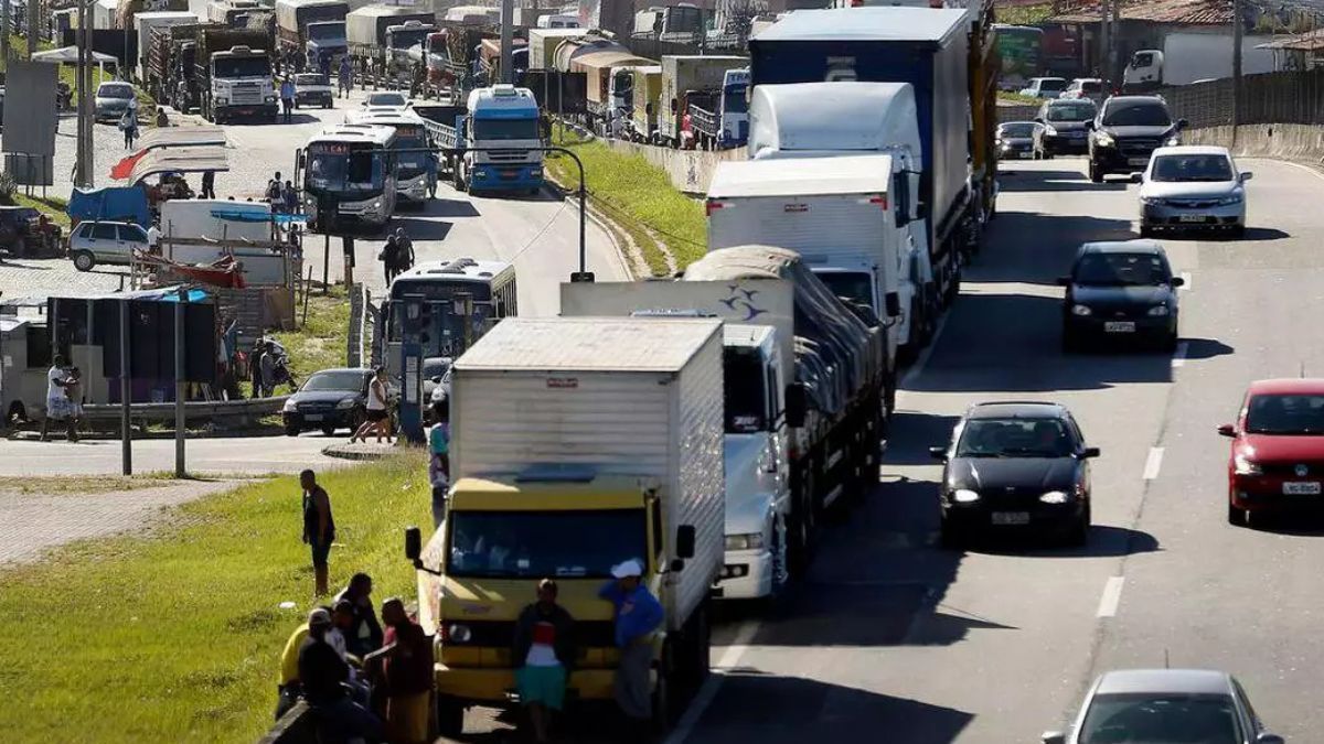 Aumento na demanda de transporte impacta o preço de fretes agropecuários