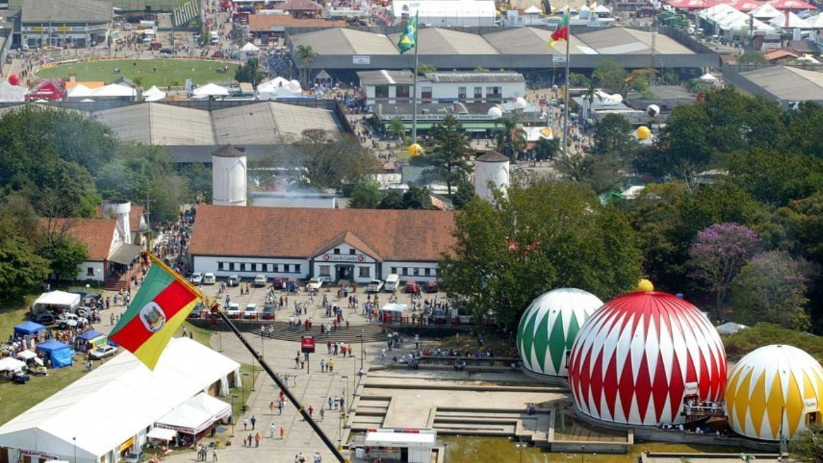 Expointer 2025: acordo para conservação da água e do solo é assinado durante feira