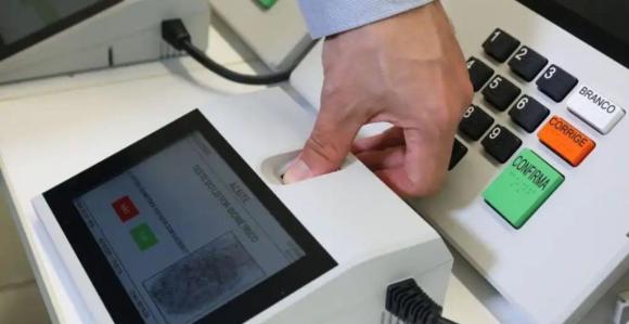 Cadastro da biometria deve ser realizado presencialmente até o dia 8 de maio