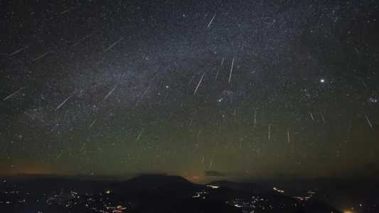 Chuva de meteoros Líridas