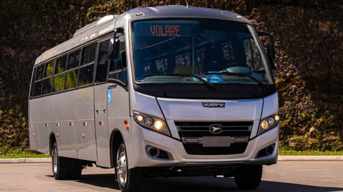 Micro-ônibus Attack 10 Rural da Volare 